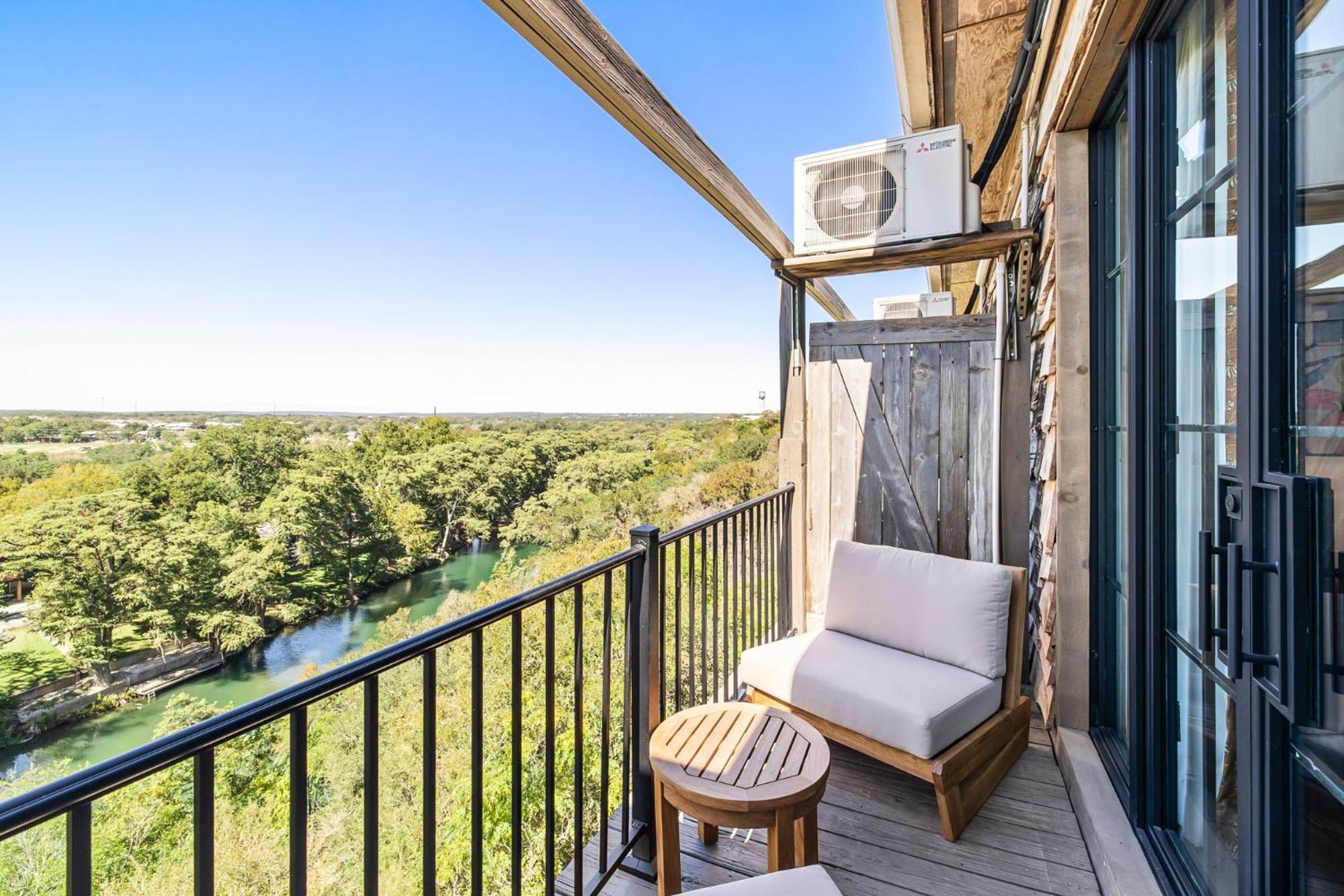 Gruene River (adults Only) 2* New Braunfels